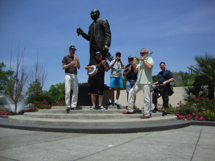 Live im Louis Armstrong Memorial Park